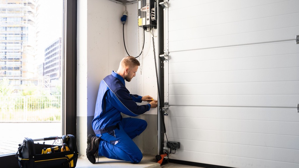 Why Choose Garage Door Doctors Cleveland?